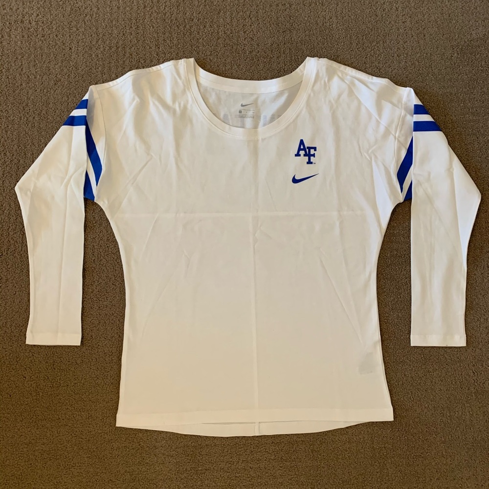 Nike women’s Air Force small tee